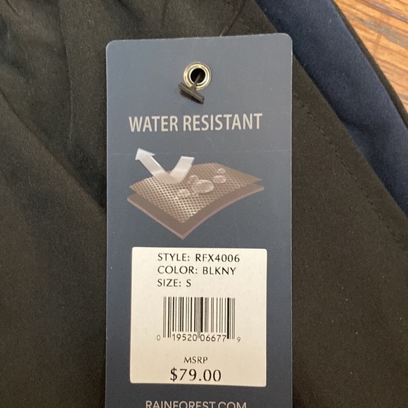 NWT Rain Forest is a water resistant shorts. They are a thin durable fabric. - Picture 3 of 8